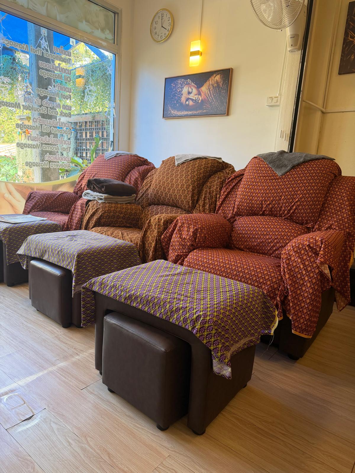 Foot Reflexology Relaxation Lounge
